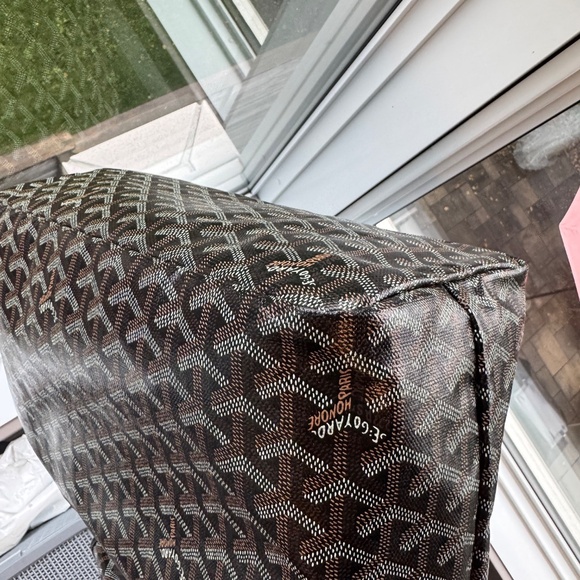 Goyard St. Louis PM Tote Bag - Picture 9 of 16